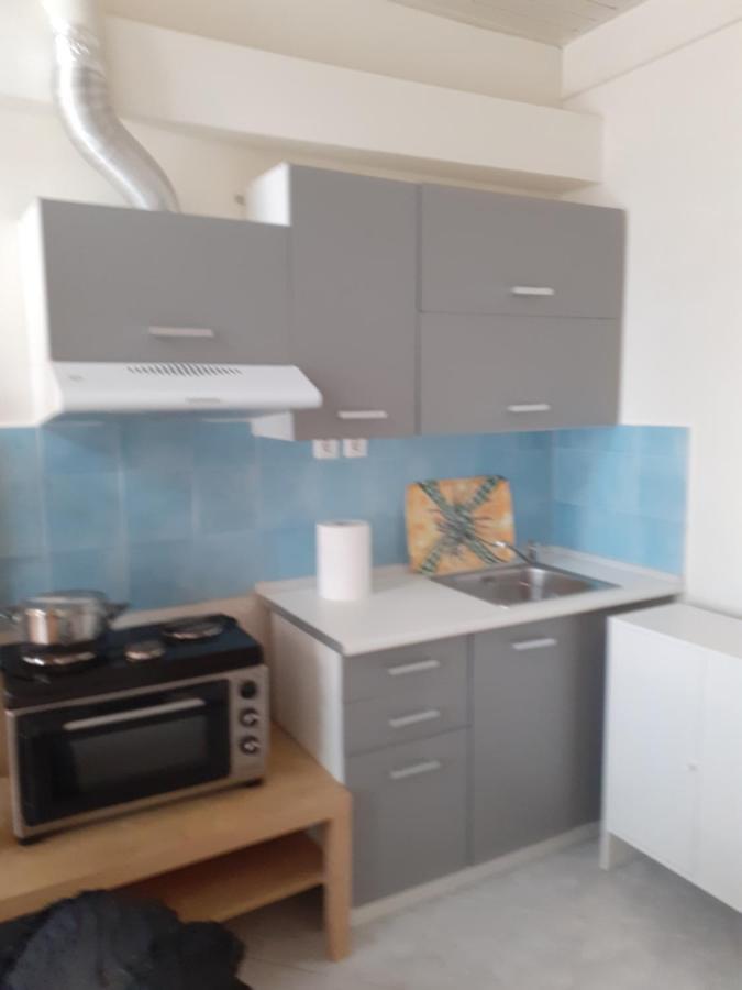 Μαργαριτα Apartment Саламис Екстериор снимка