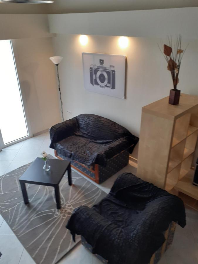 Μαργαριτα Apartment Саламис Екстериор снимка
